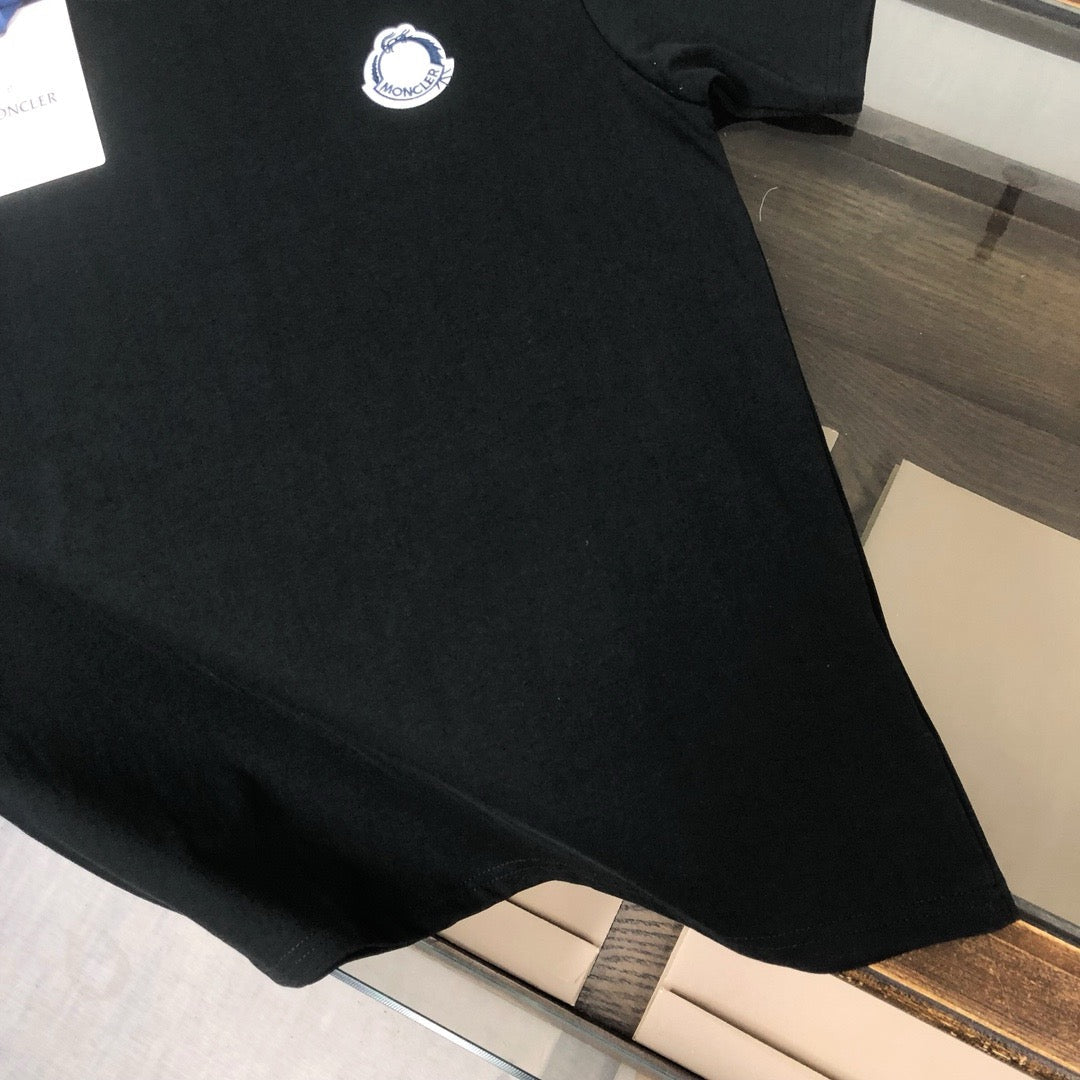 Moncler T-shirt