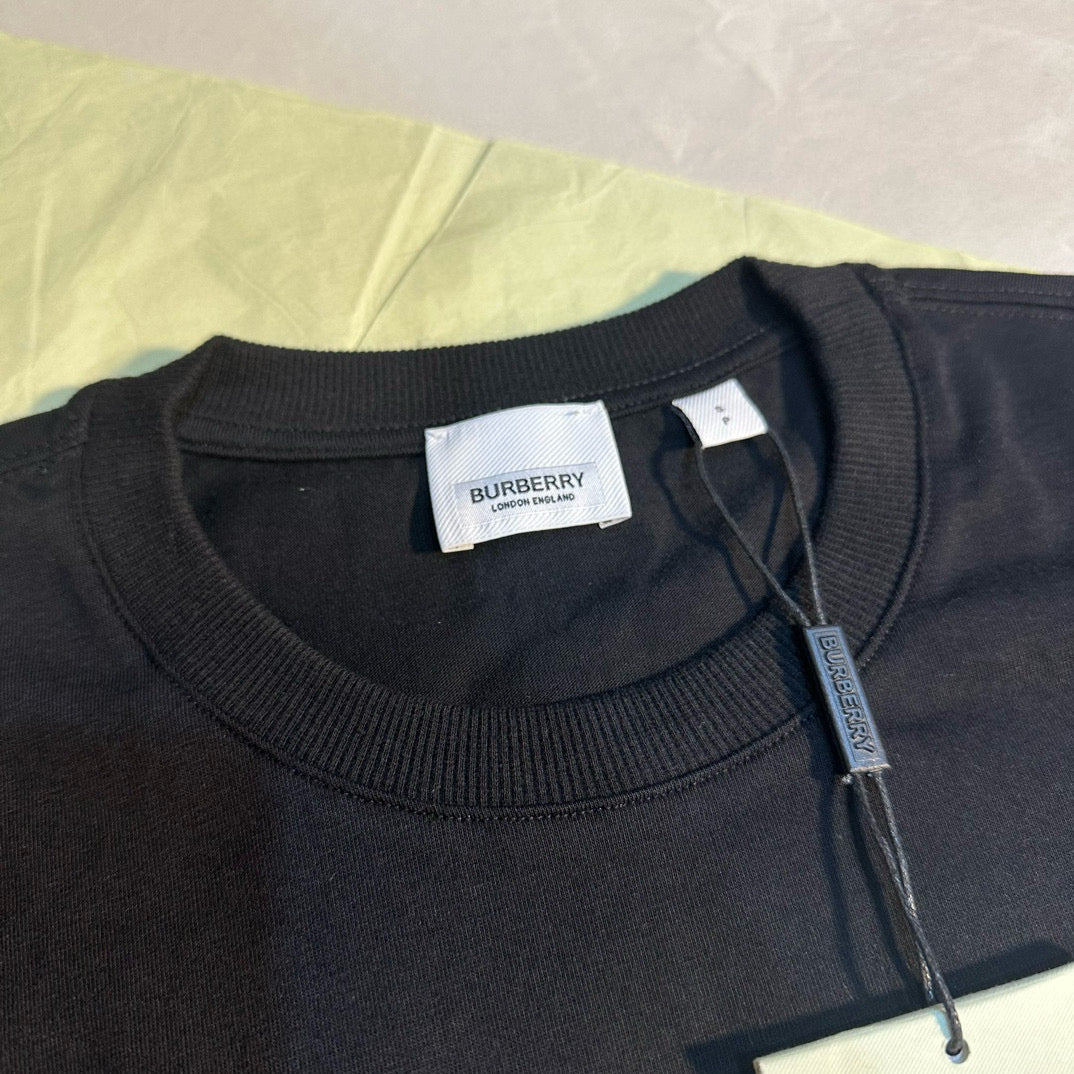 Burberry T-shirt