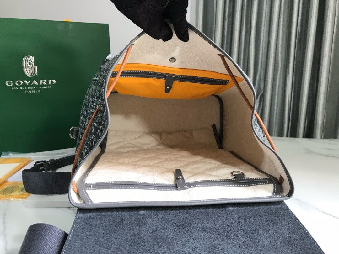 GOY Backpack 39x32x15.5cm