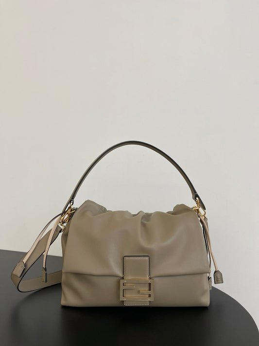 Mamma Bauguette Medium Nappa Leather Dove Grey