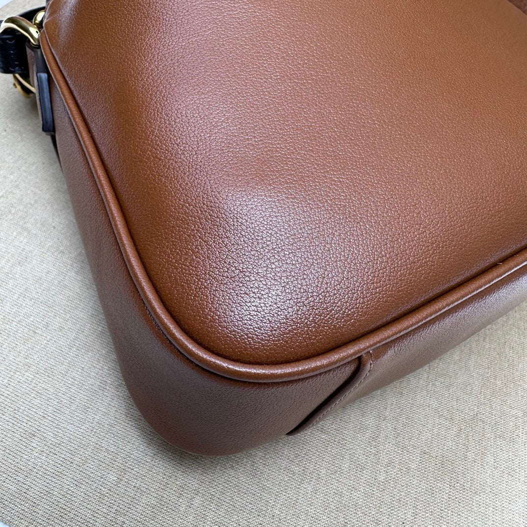 DIANA MINI BAG 24 WITH WEB IN WINE RED LACQUER CALFSKIN BAMBOO HANDLE