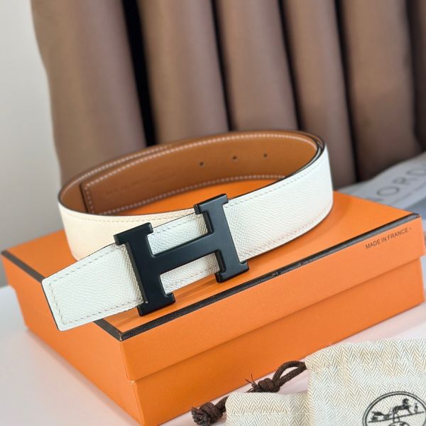 HERM H Reversible 38MM Belt with matte Buckle in White and Gold Epsom Leather