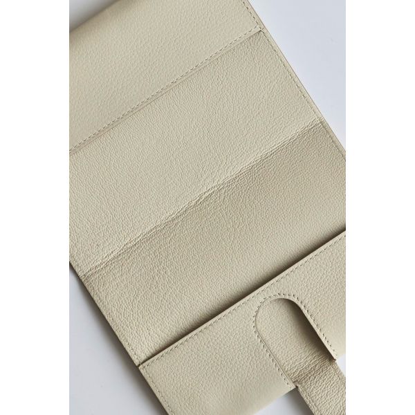 HERM R.M.S Passport Holder in Beton Evercolor Calfskin