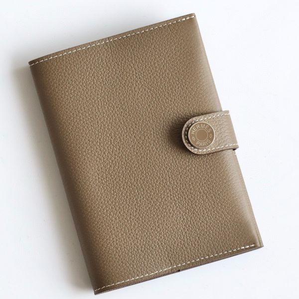 HERM R.M.S Passport Holder in Taupe Evercolor Calfskin