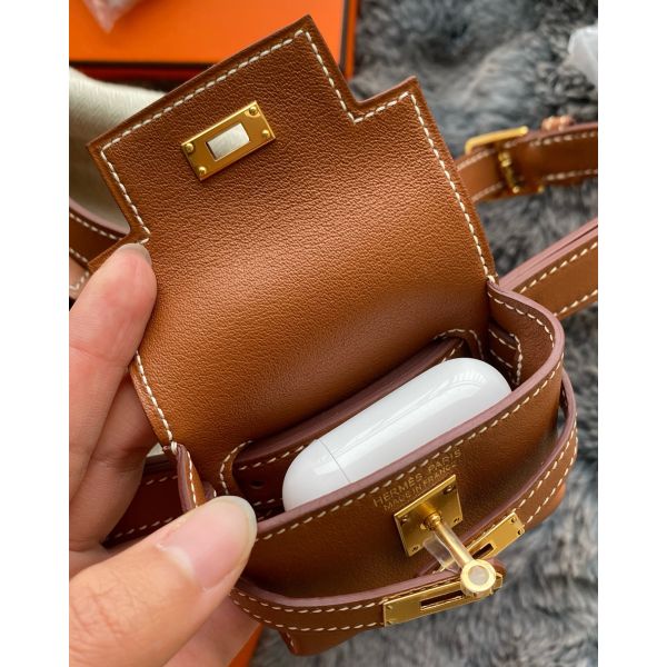 Herm√®s Kelly Moove Handmade Bag in Gold Swift Calfskin