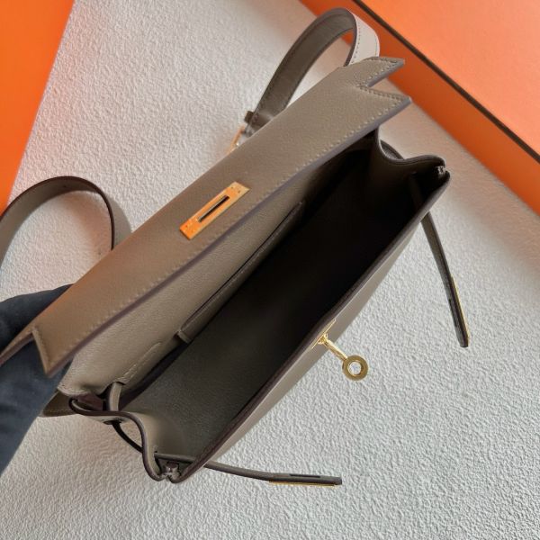 HERM Kelly Moove Handmade Bag in Taupe Swift Calfskin