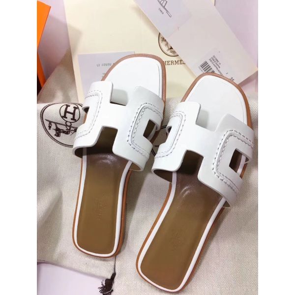HERM Oran Sandals In White Leather With Stitched Detail