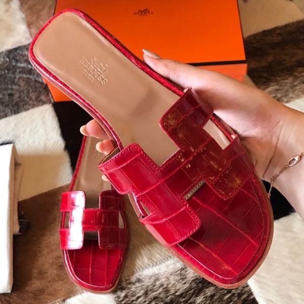 HERM Oran Slide Sandals In Red Shiny Niloticus Crocodile Skin