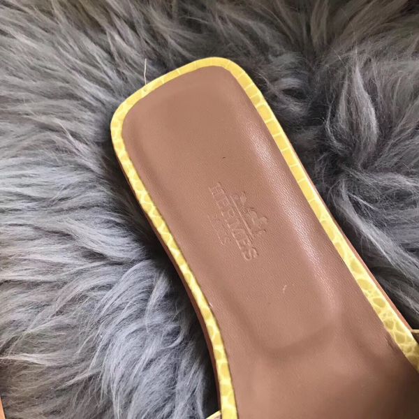 HERM Oran Sandals In Yellow Shiny Niloticus Crocodile