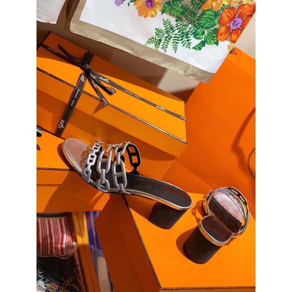 HERM Tandem Sandals In Silver Metallic Calfskin