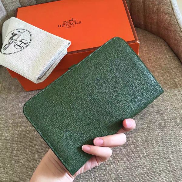 HERM Dogon Duo Wallet In Green Clemence Leather