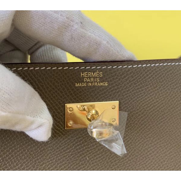 HERM Kelly Classique To Go Wallet In Taupe Epsom Calfskin