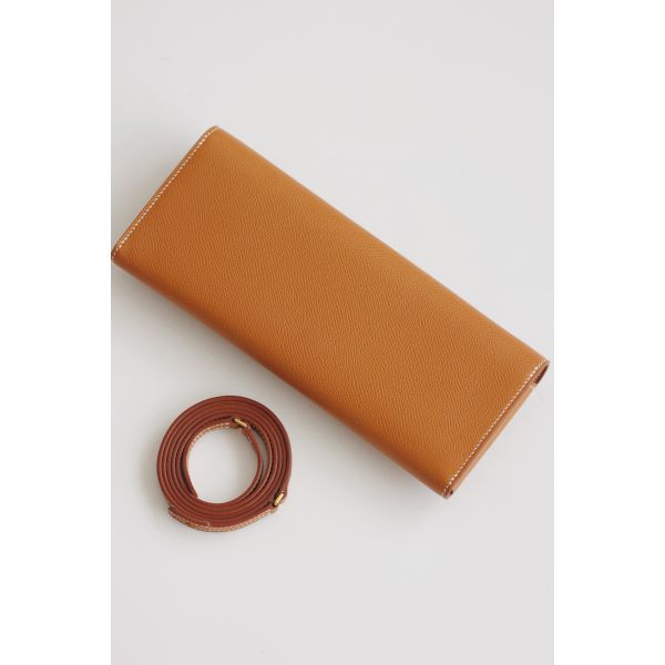 HERM Maillon To Go Wallet in Gold Epsom Calfskin