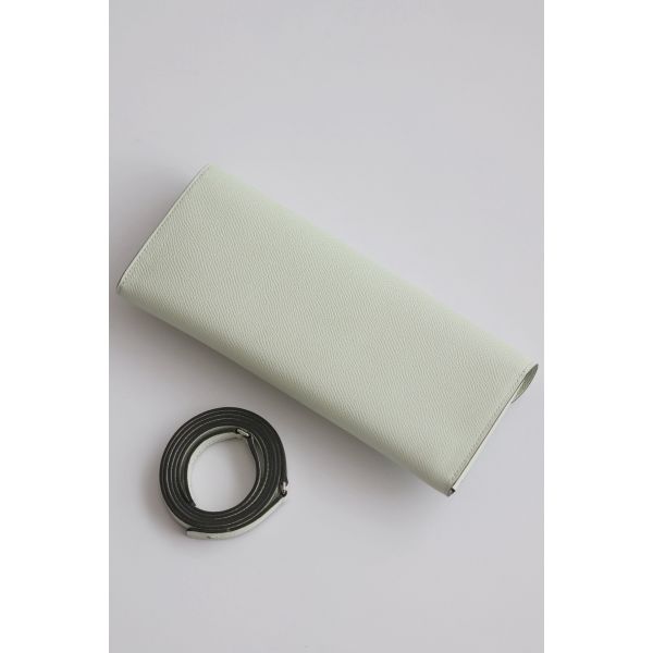 HERM Maillon To Go Wallet in Vert Fizz Epsom Calfskin