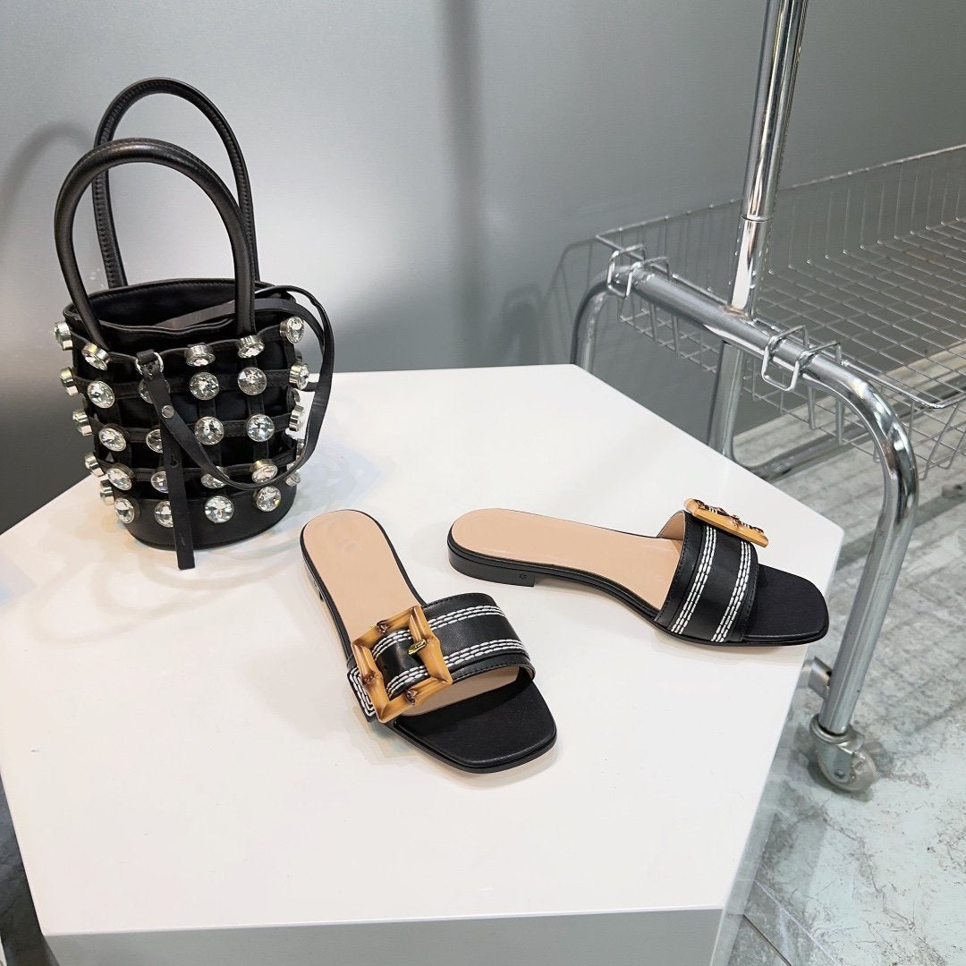 GG BAMBOO BUCKLE FLAT SANDALS BLACK