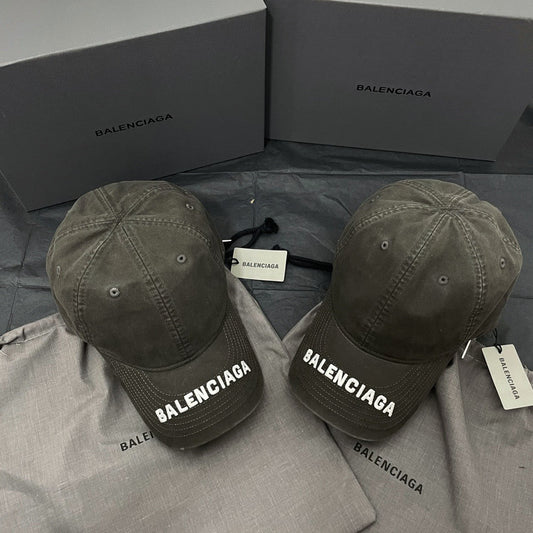 Caps