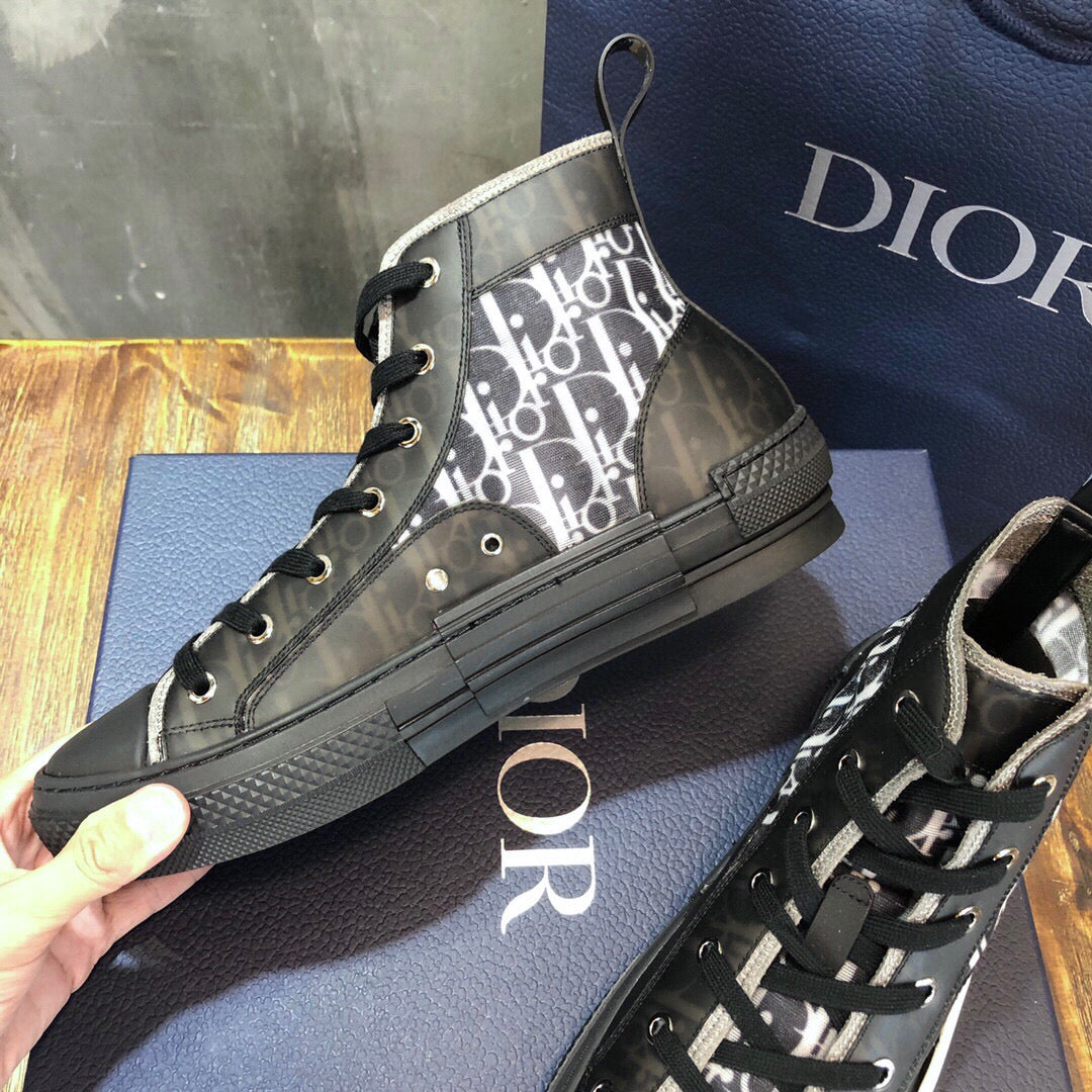 DIO Sneakers