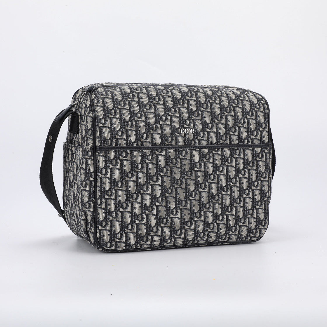 DIO Oblique Messages Bags