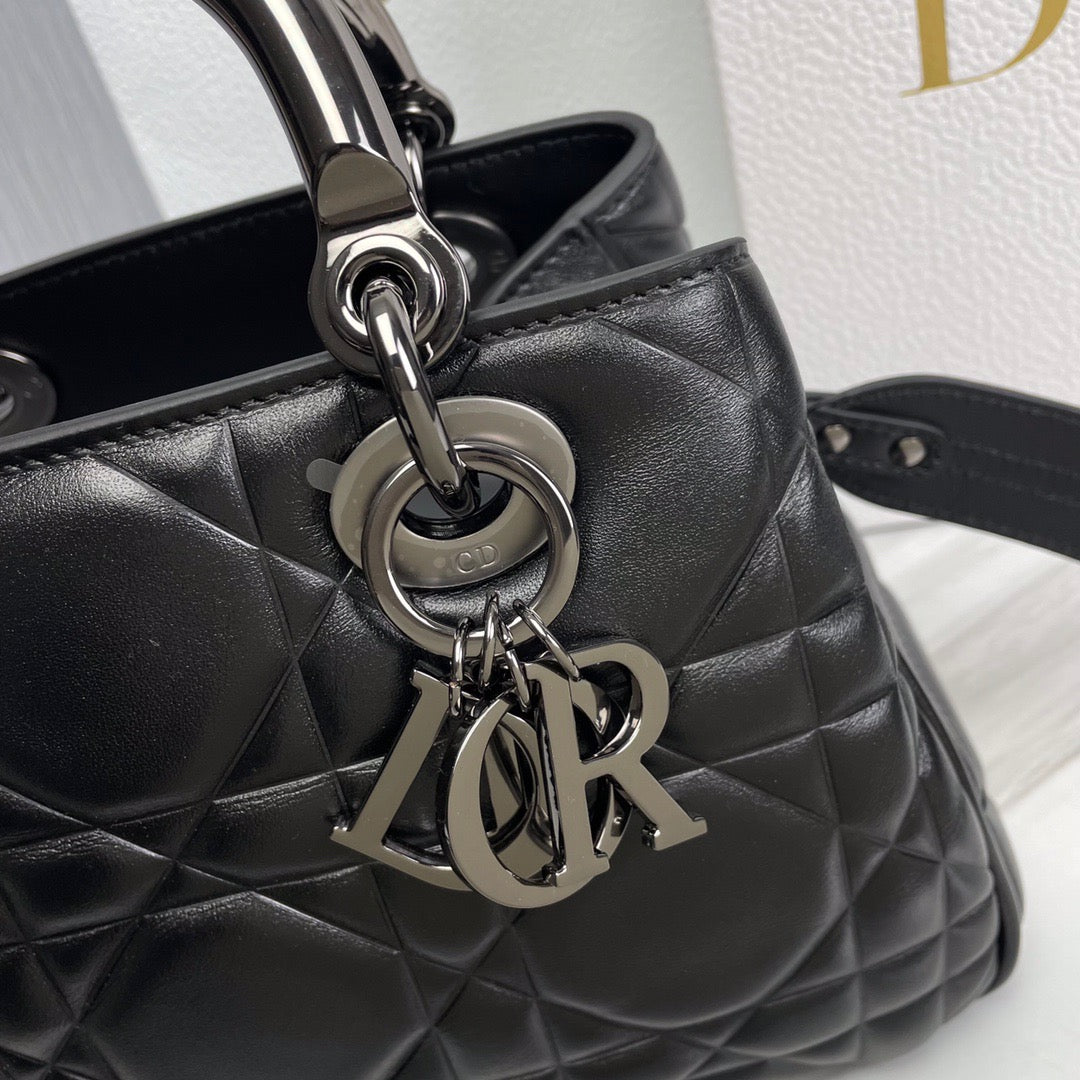 DIO handbag