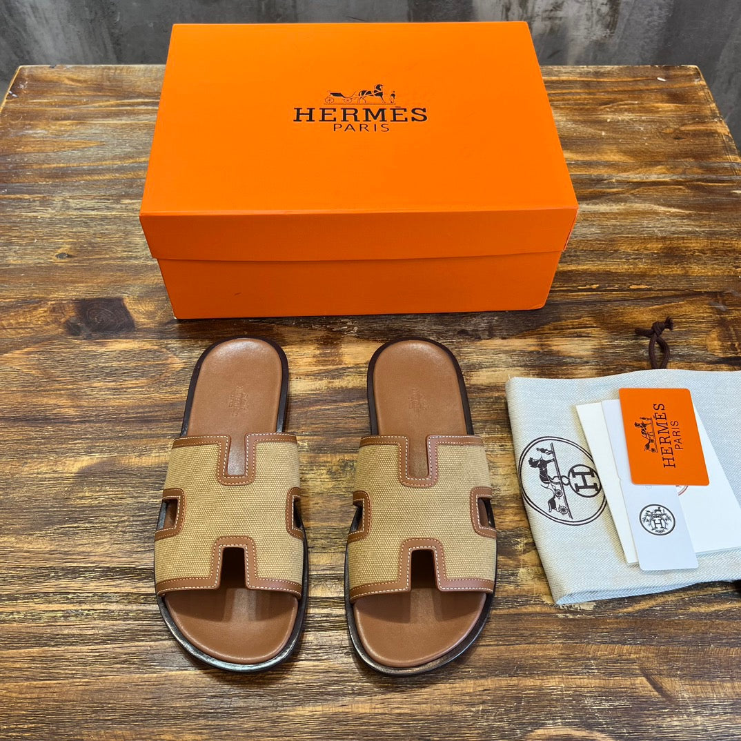 HERM Sandal