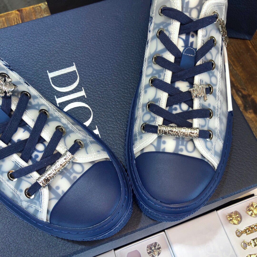 DIO Sneakers