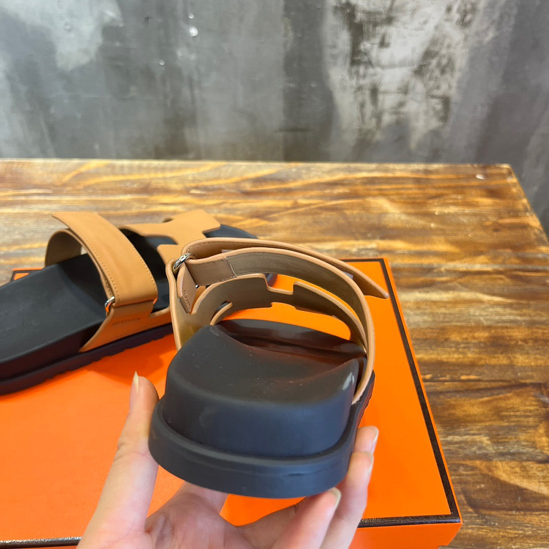 HERM Sandal
