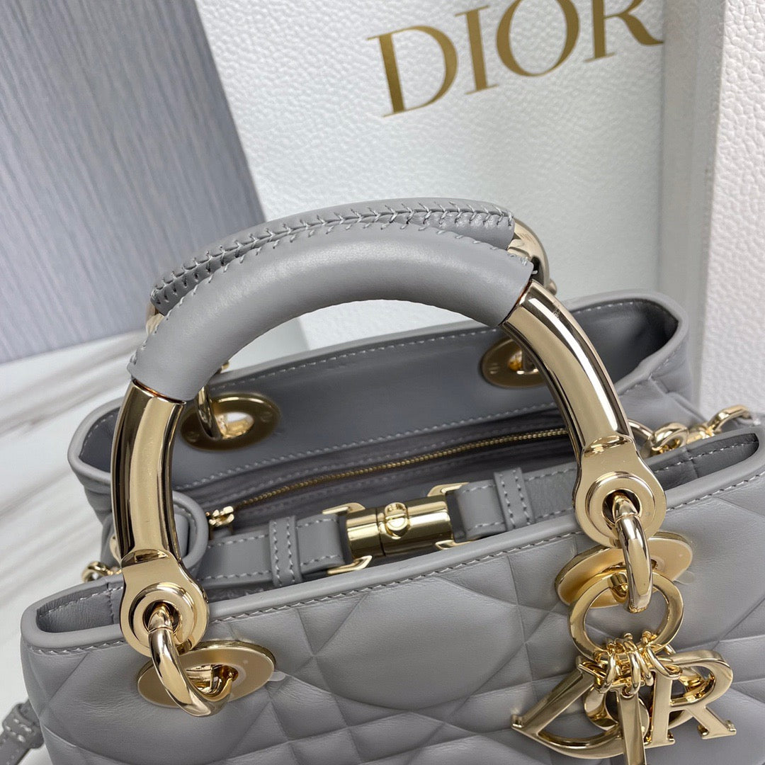 DIO handbag