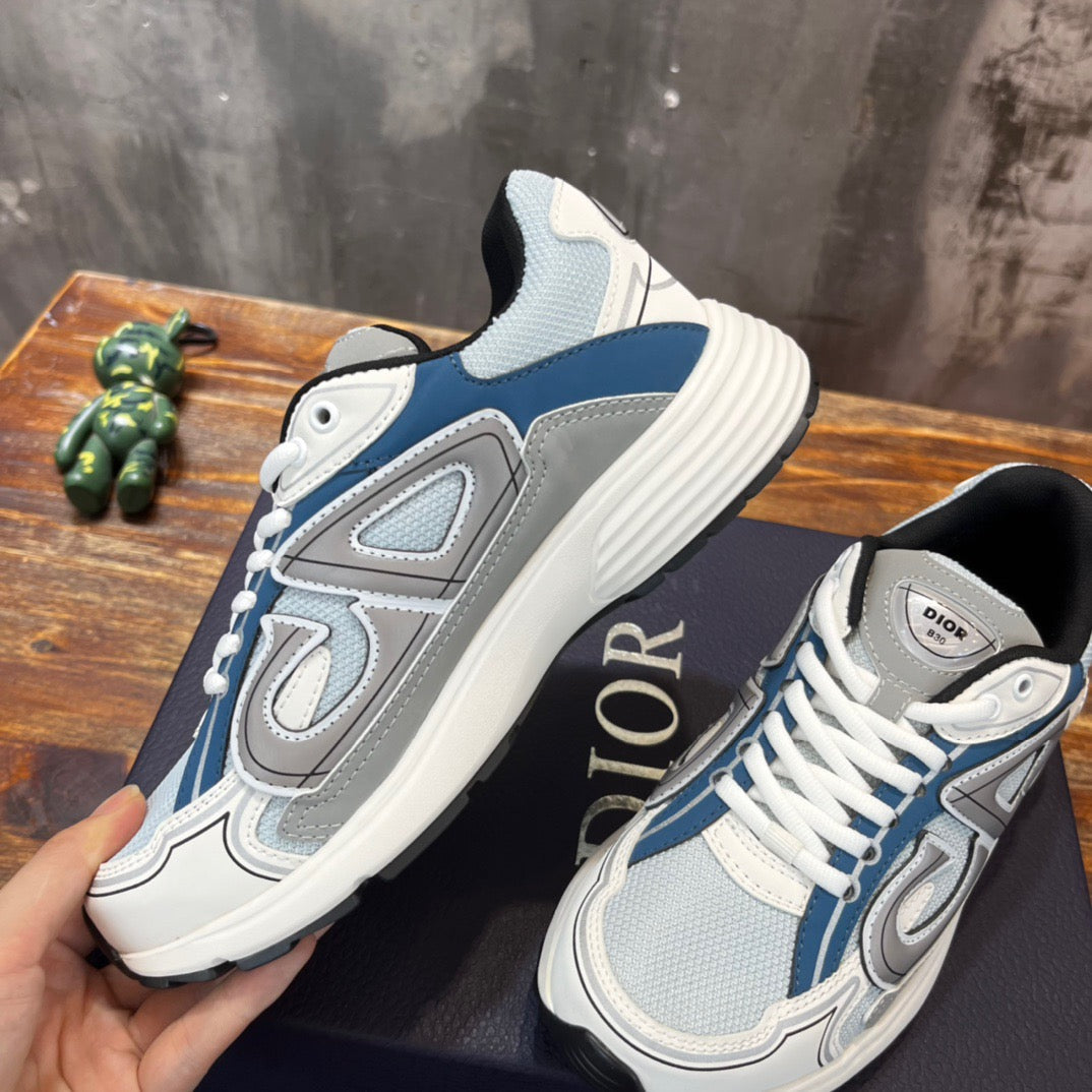 DIO Sneakers