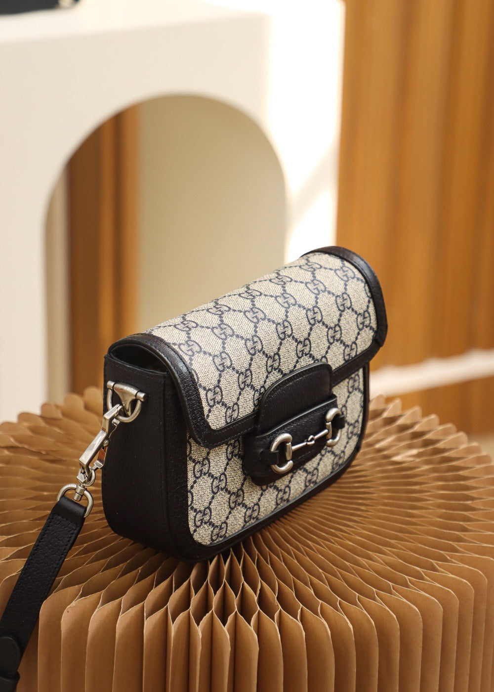 GUC 1955 Mini HorseBit