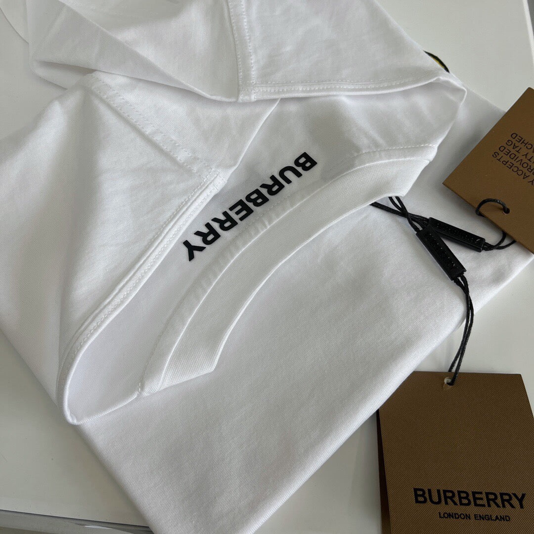 Burberry T-shirt