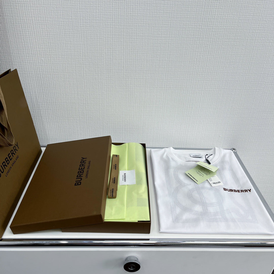 Burberry T-shirt