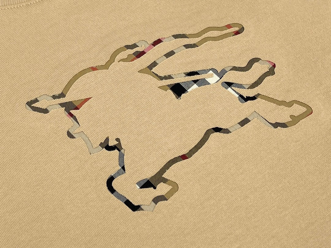 Burberry T-shirt