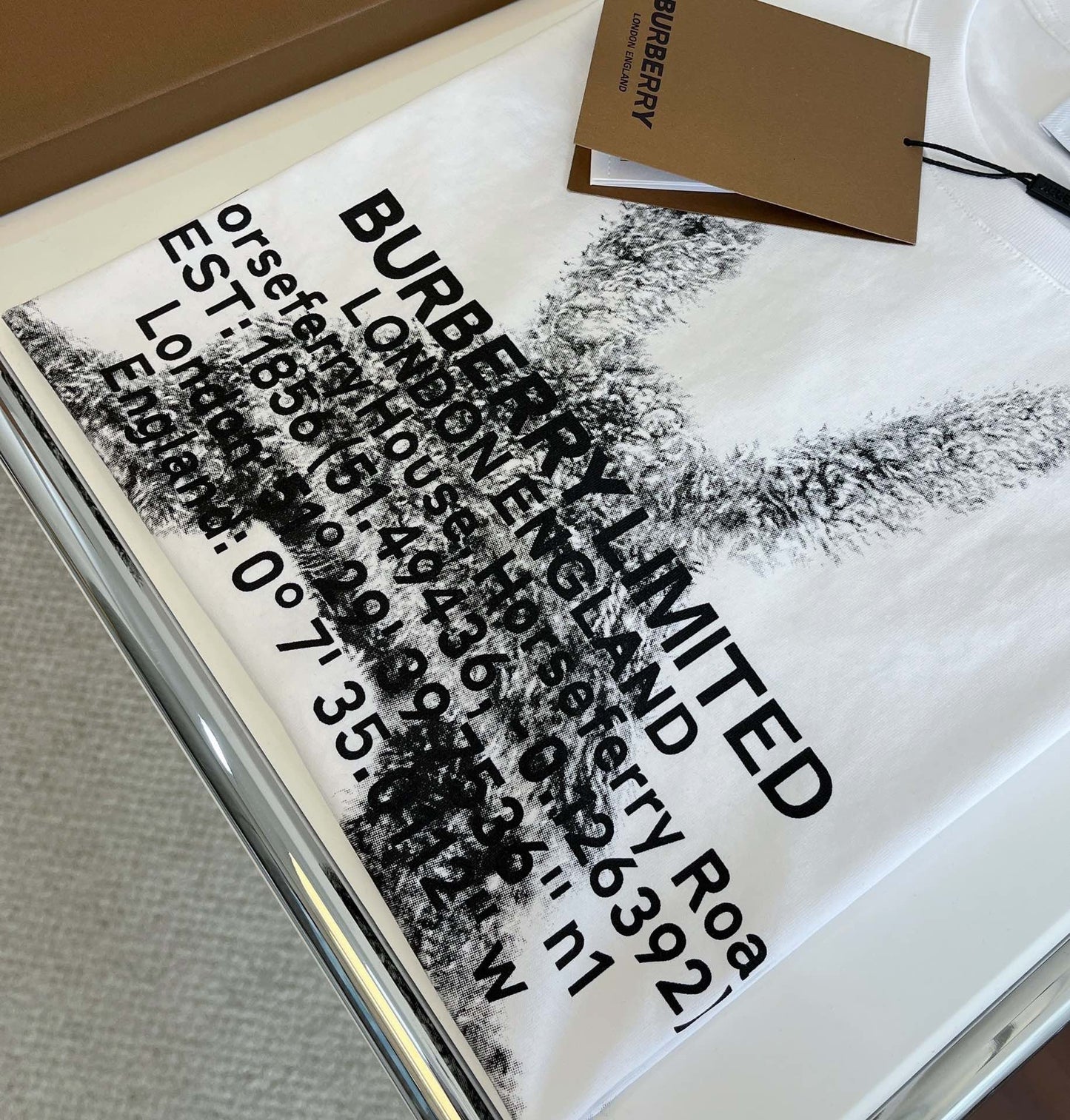 Burberry T-shirt