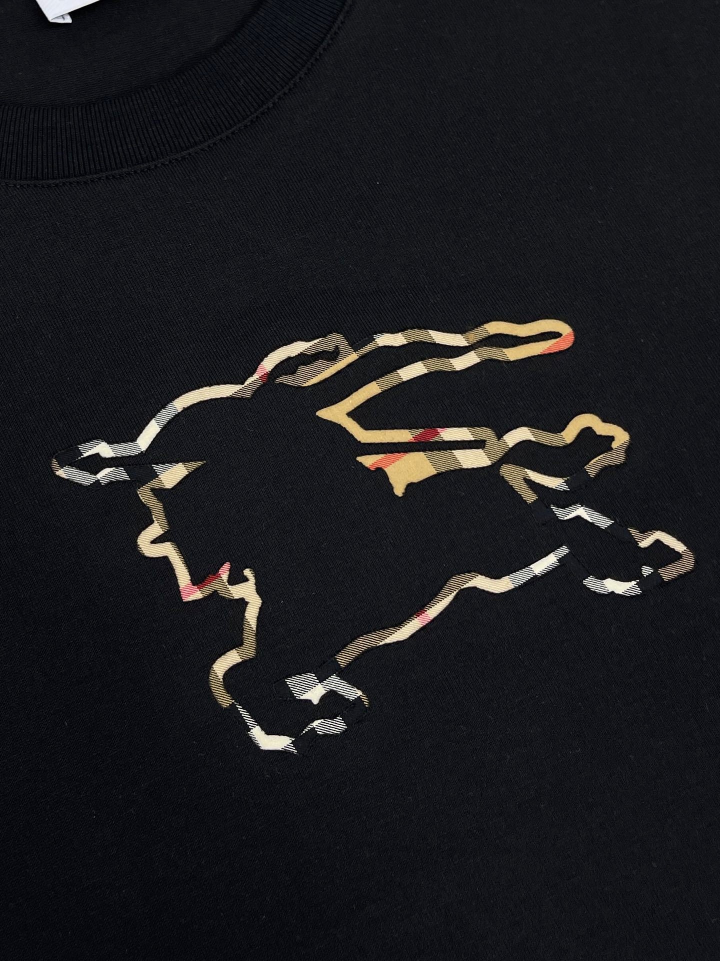 Burberry T-shirt