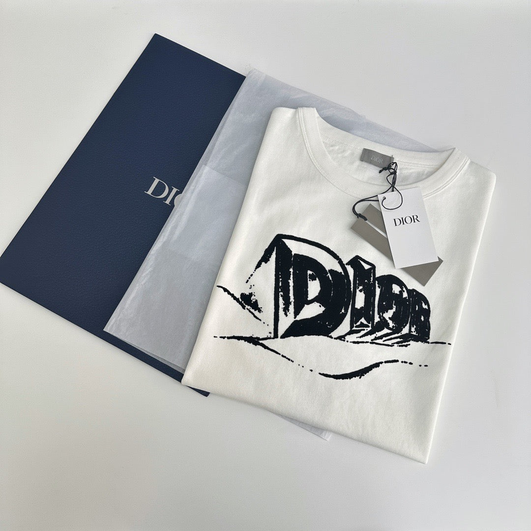 Dior T-shirt