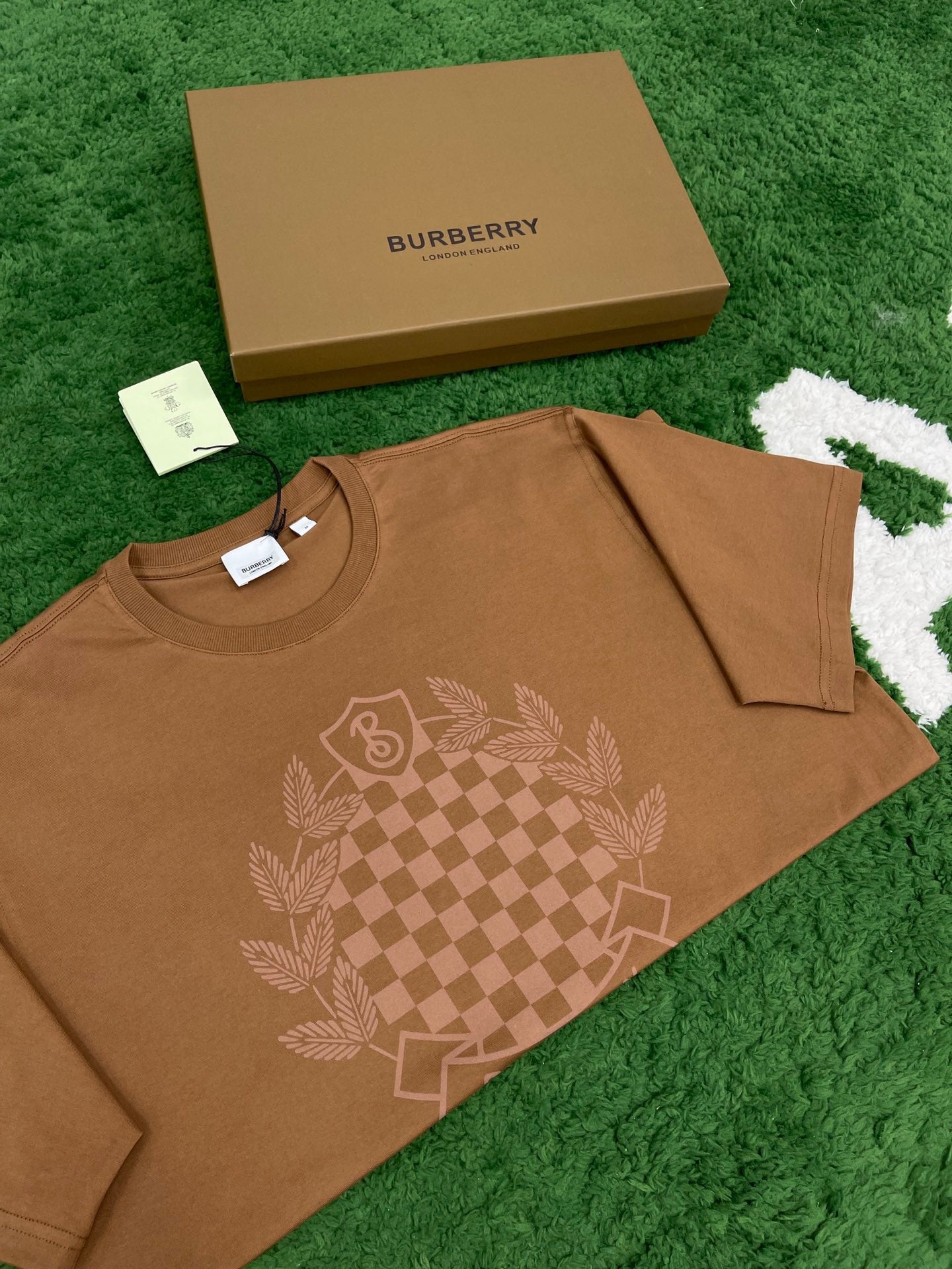 Burberry T-shirt