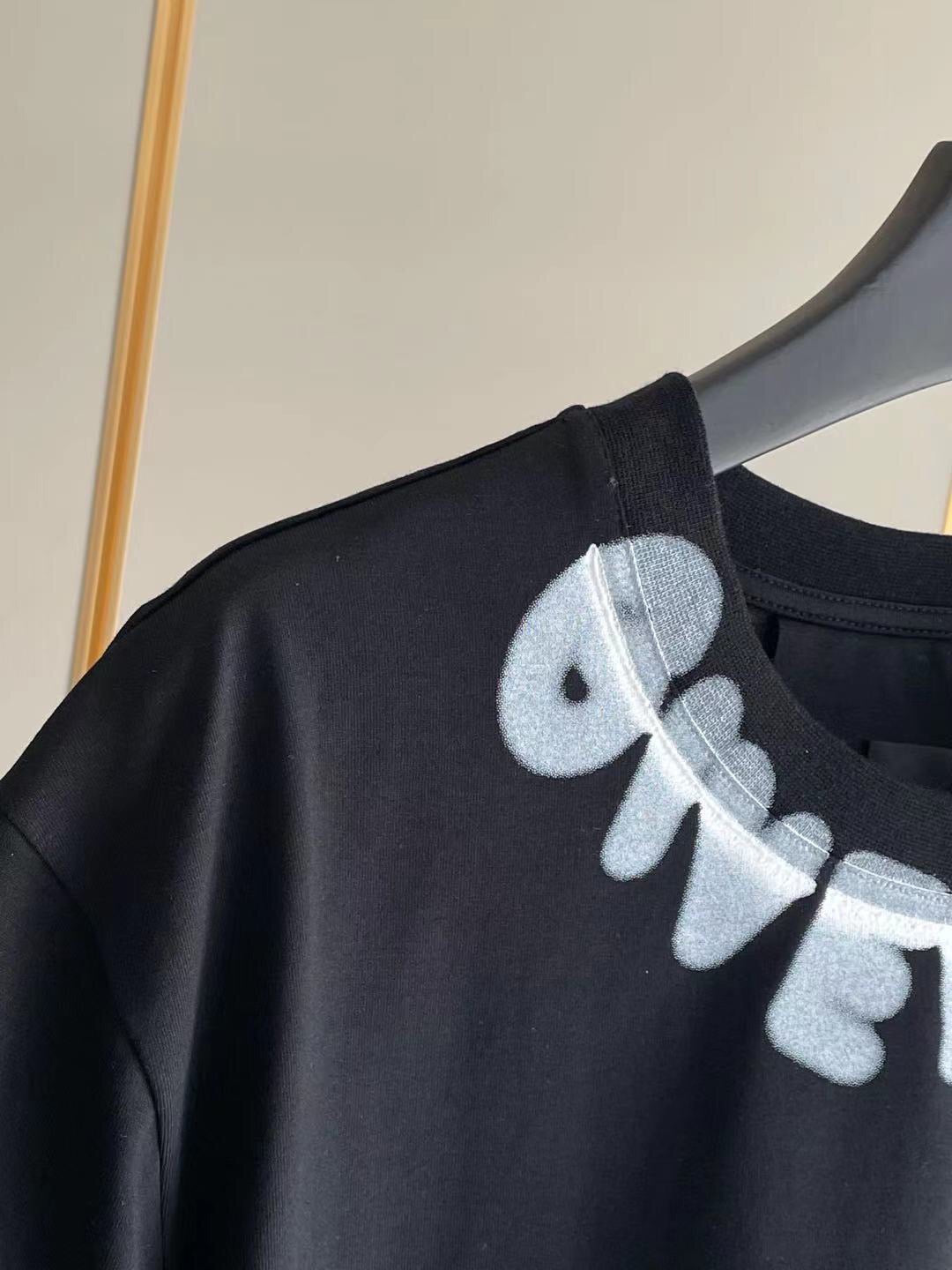 Givenchy T-shirt