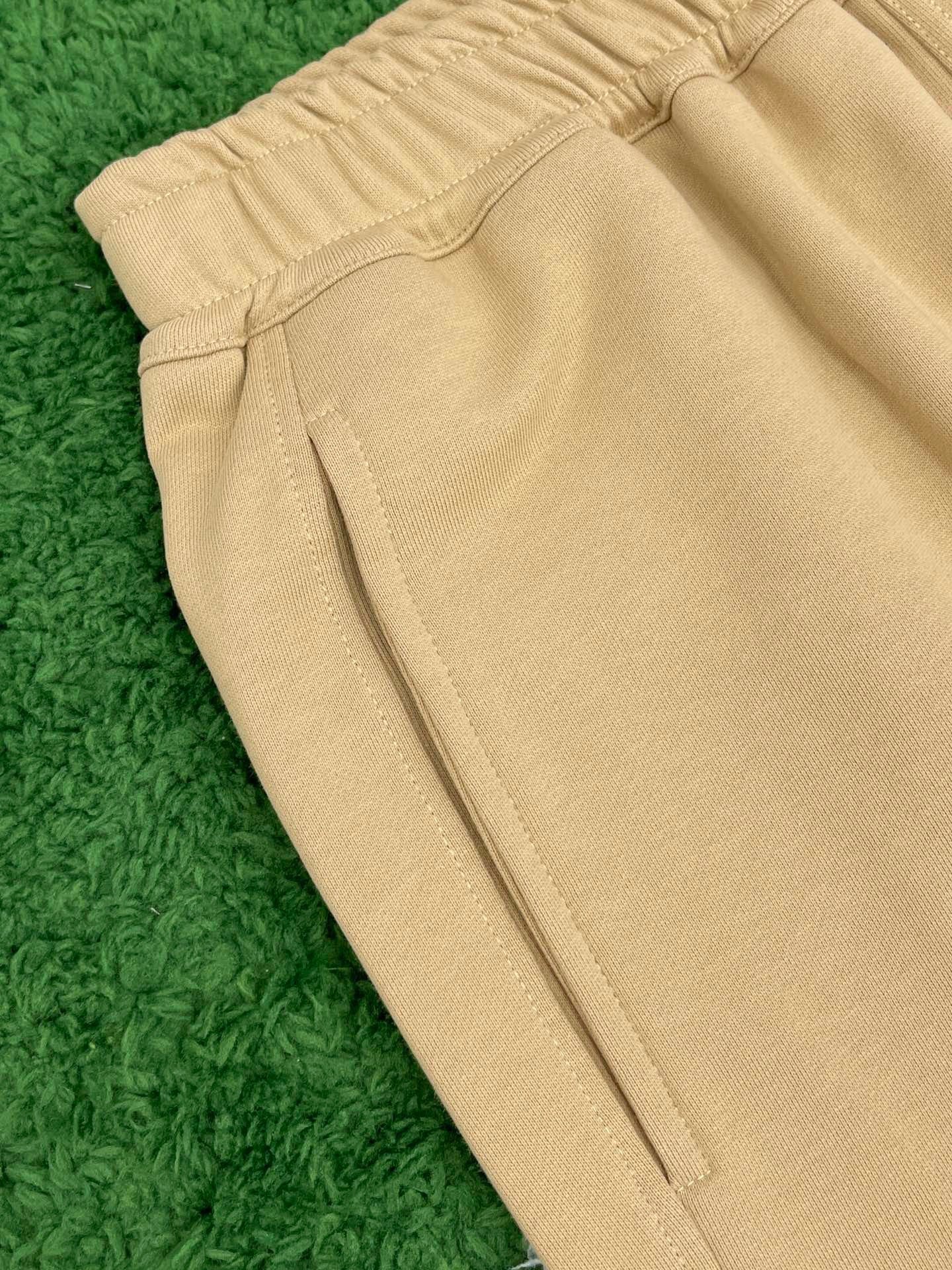 Burberry Short Pants