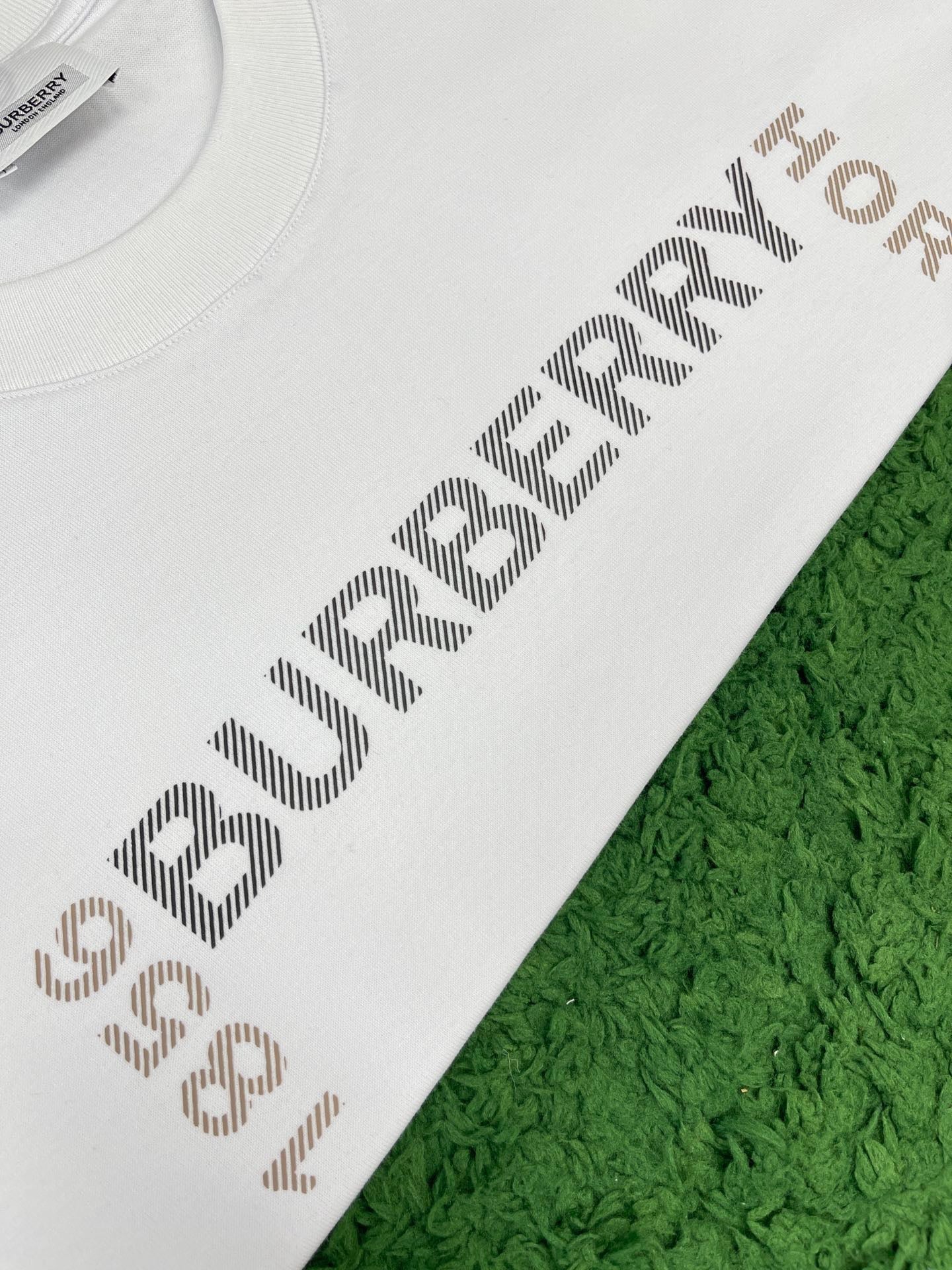 Burberry T-shirt