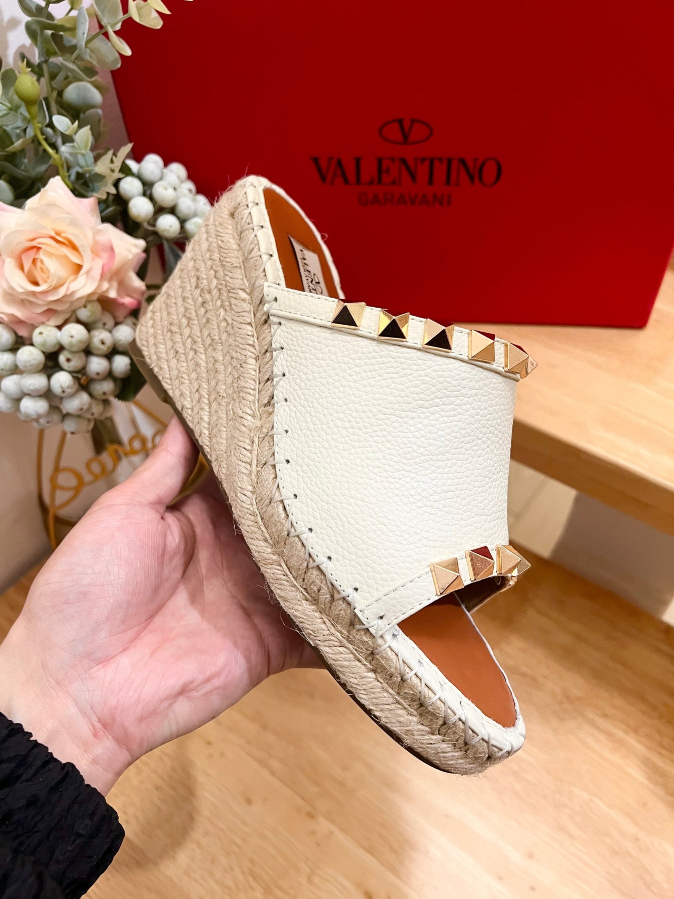 LACE-UP WEDGE SANDALS IN WHITE CALFSKIN WITH STUDS