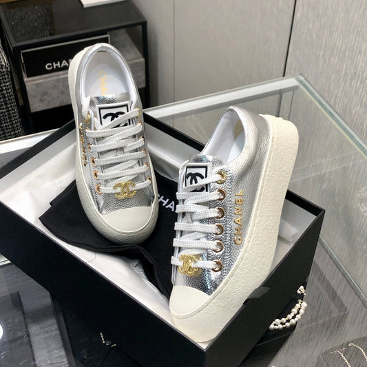 CASUAL SNEAKER IN SILVER METALLIC LAMBSKIN