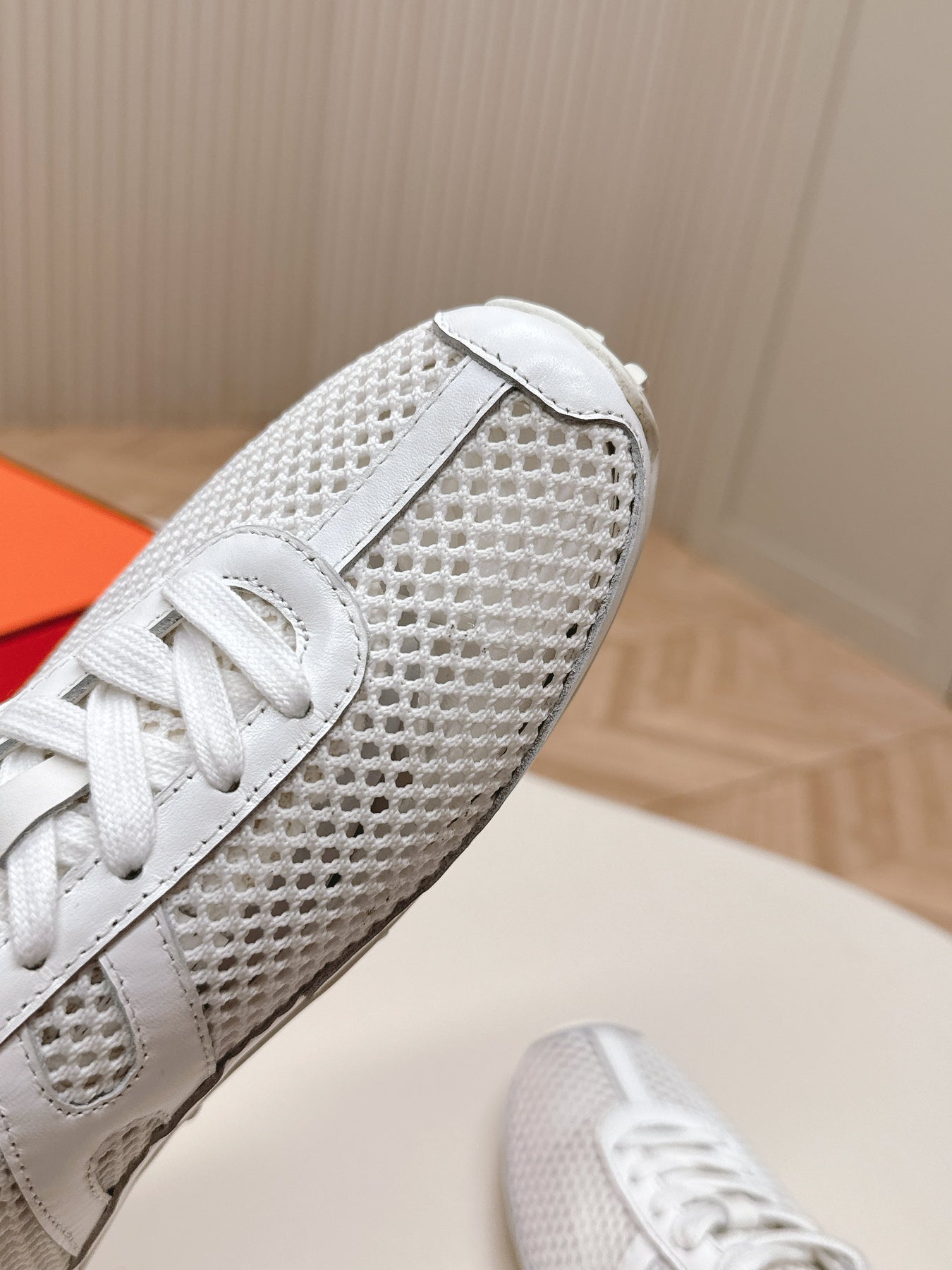 KIGA SNEAKER IN WHITE CROCHET KNIT AND CALFSKIN