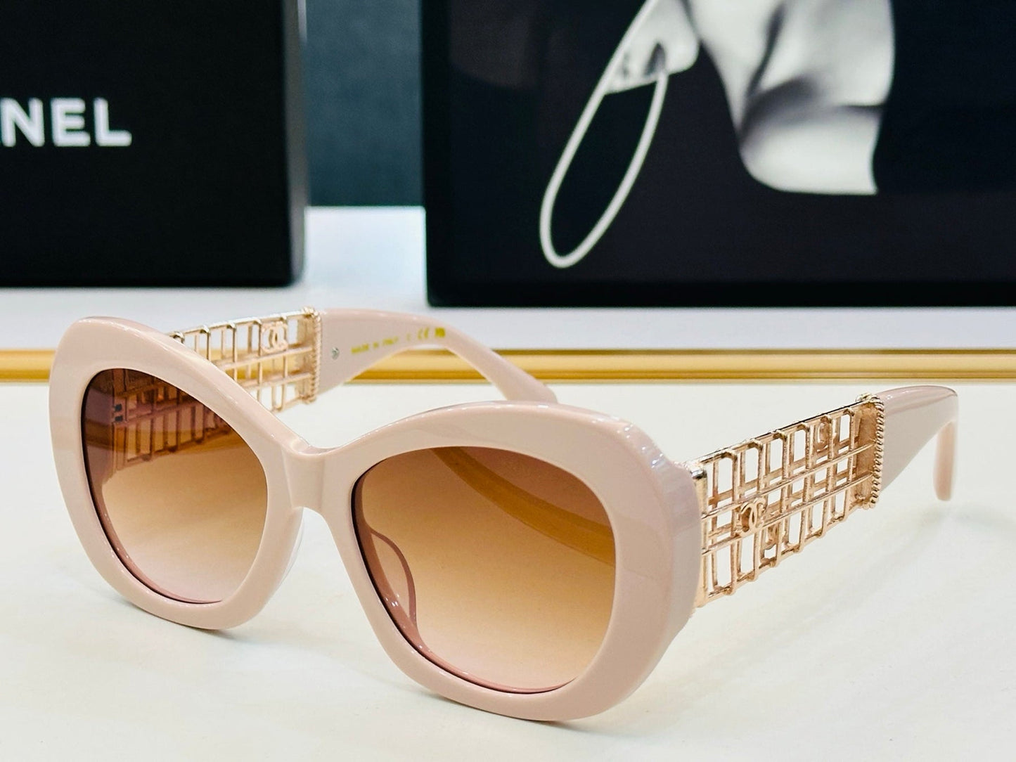 CAT EYE SUNGLASSES CH9170 IN ACETATE GOLD METAL