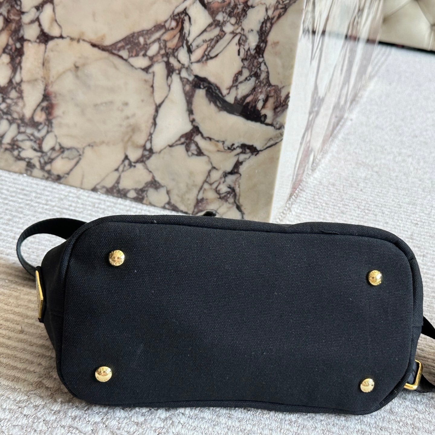 EMBROIDED LOGO LARGE HANDBAG 30 IN BLACK LINEN BLEND