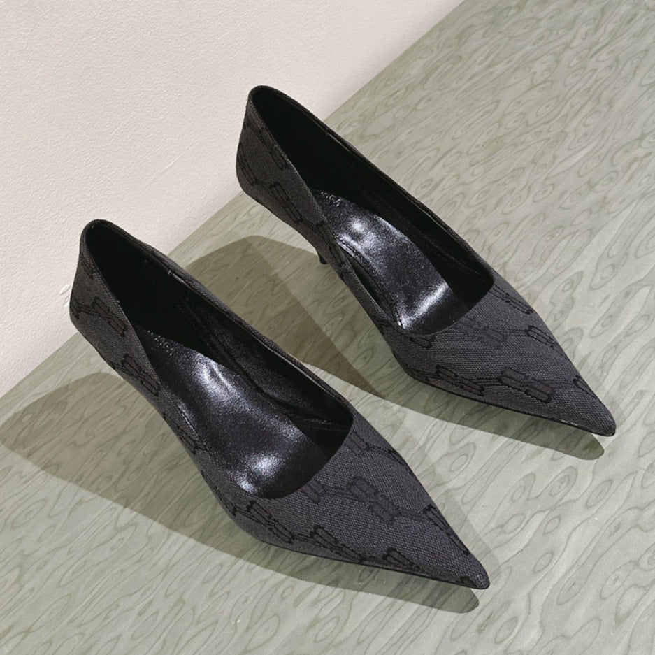 POINTED HIGH PUMPS IN BLACK MONOGRAM JACQUARD FABRIC