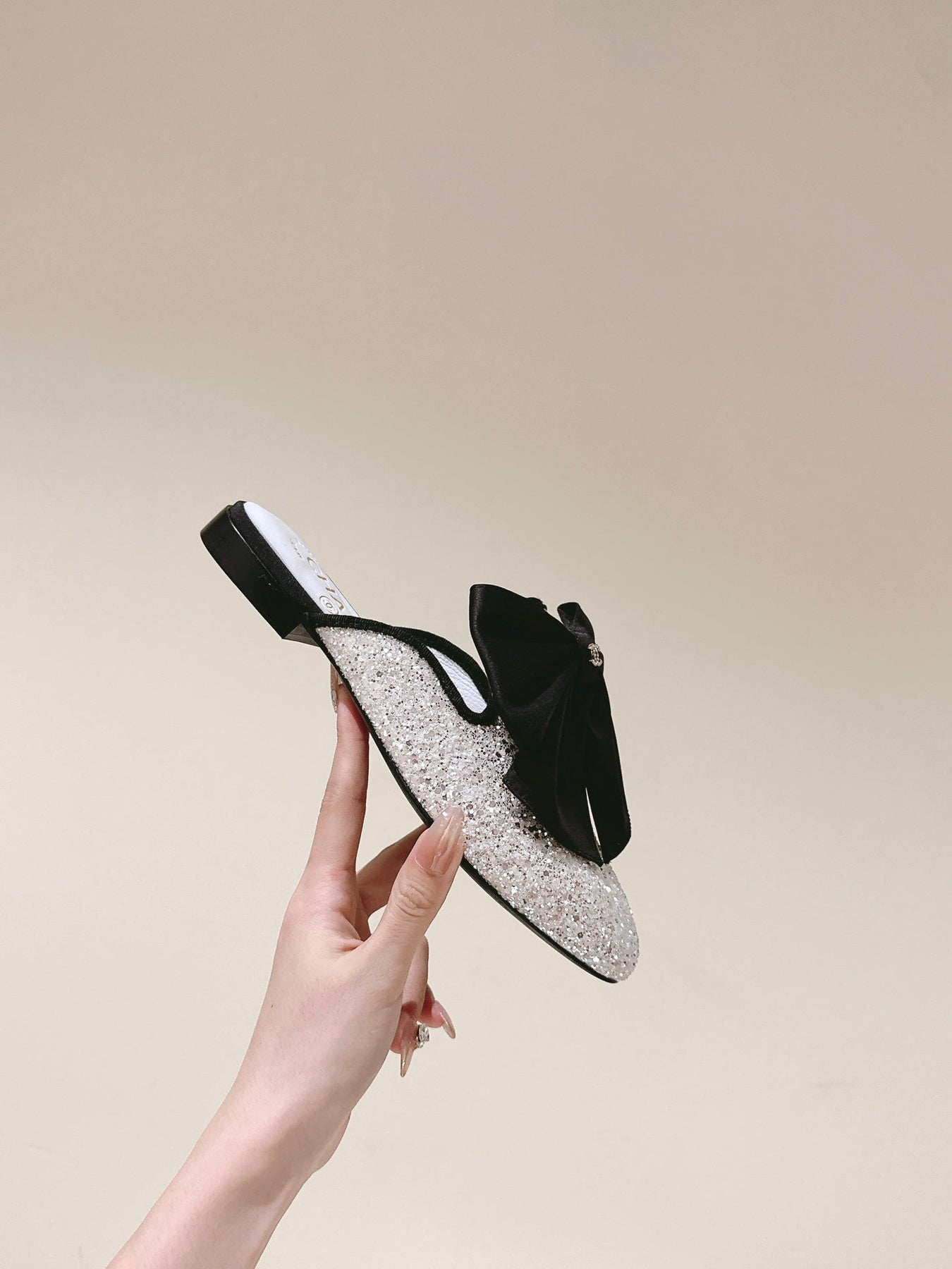 CC JEWELED MULE WITH SILK BLACK BOW IN WHITE LAMBSKIN