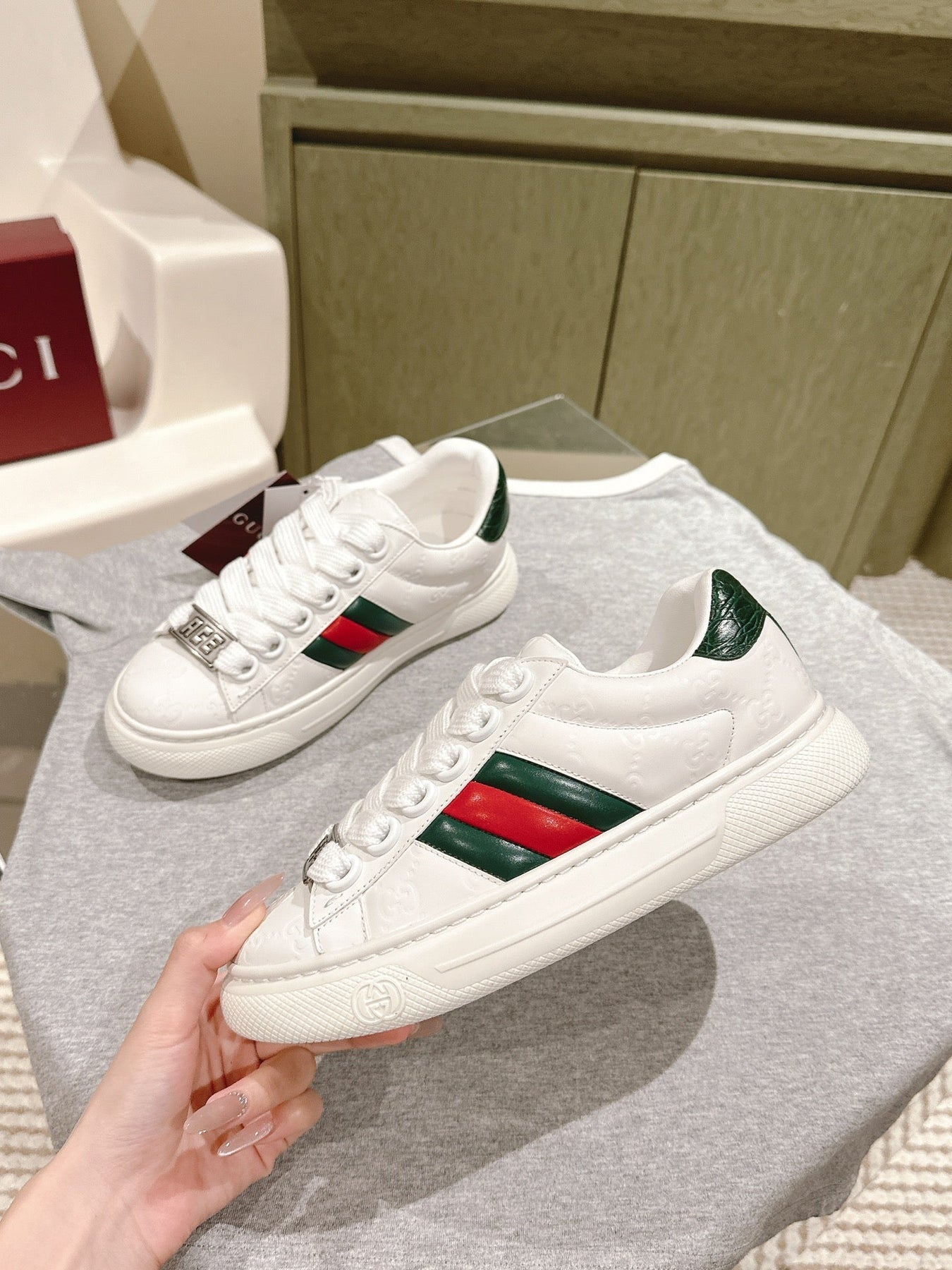 GG ACE SNEAKER WITH WEB IN WHITE EMBOSSED CALFSKIN