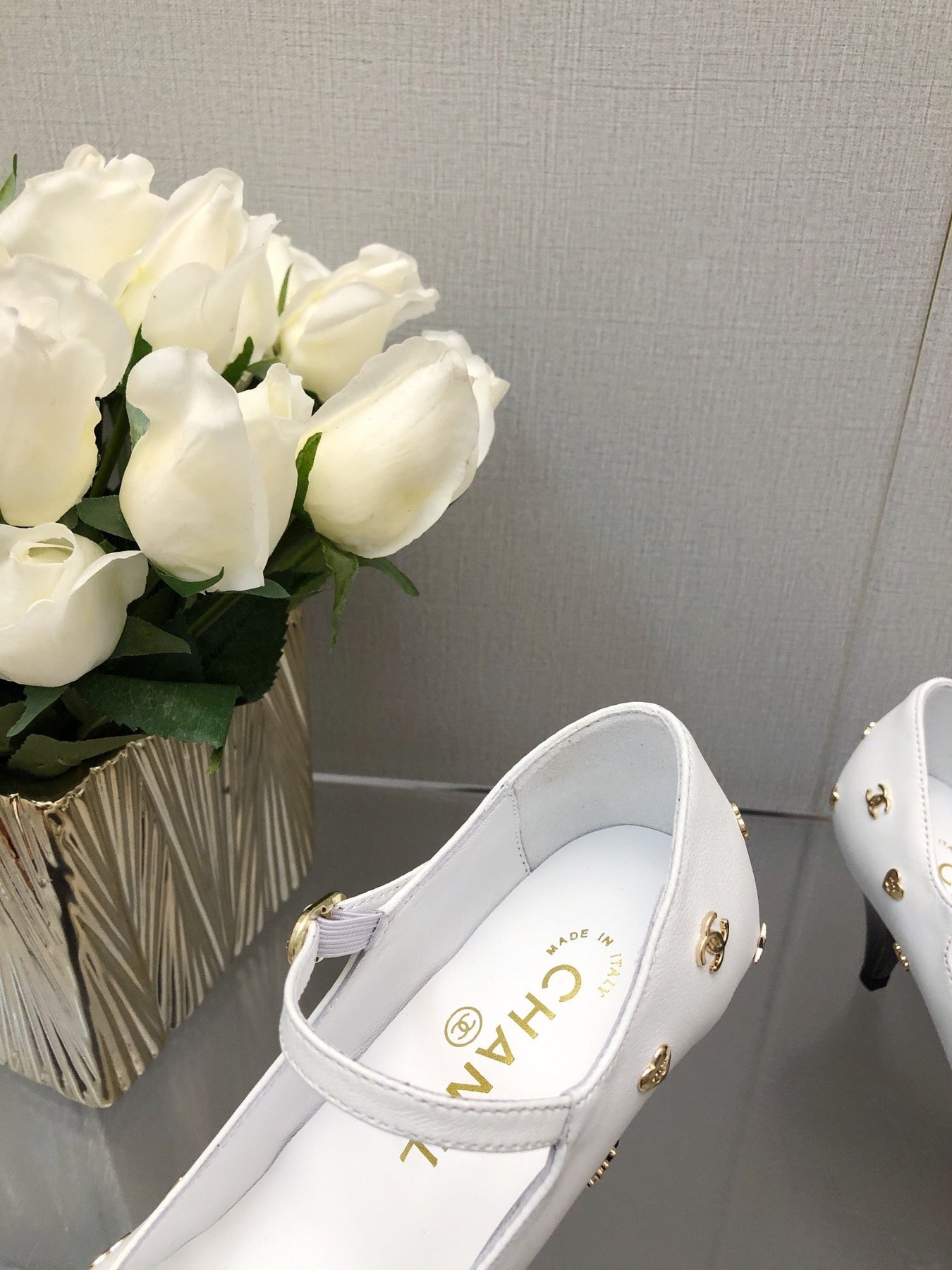 MARY JANE WHITE MIX BLACK LAMBSKIN ATTACH METAL