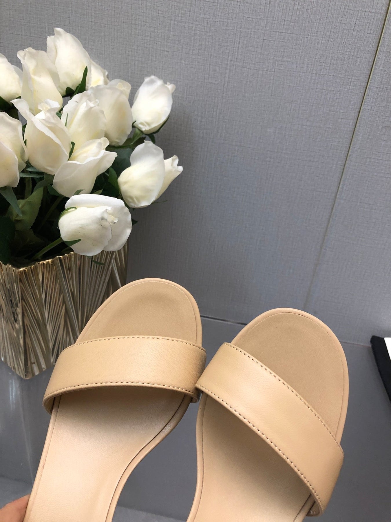 BLOCK HEEL 5 CM SANDAL IN SAND BROWN LAMBSKIN