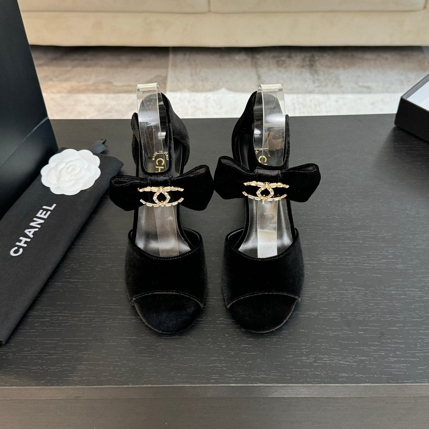 HIGH SANDAL OPEN TOE IN BLACK VELVET